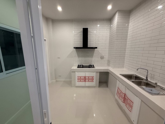 **ขายบ้านพร้อมอยู่ หลังใหญ่ พื้นที่กว้าง     ต.ดอนแก้ว อ.แม่ริม  จ.เชียงใหม่