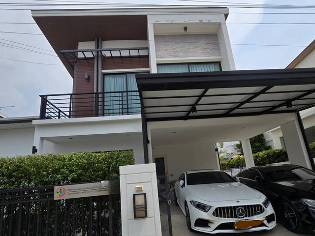 ให้เช่า บ้านเดี่ยว2ชั้น 51ตรว. ถ.เฉลิมพระเกียรติ ร.9 ใกล้ซีคอนสแควร์