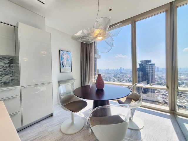 Four Seasons Private Residences Condo for RENT, near BTS Saphan Taksin