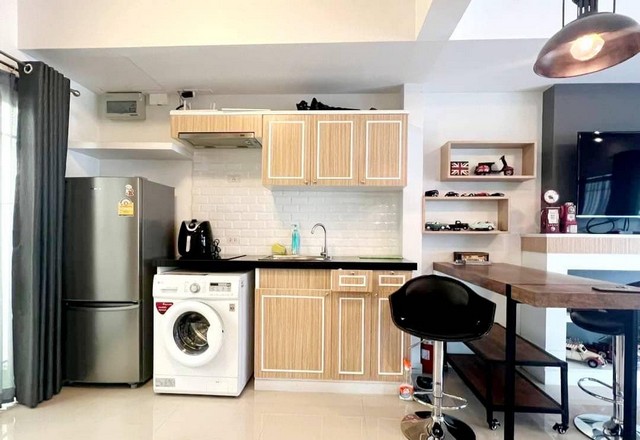 Indy 1 Bangna Km7 Townhome peaceful safe near Mega Bangna