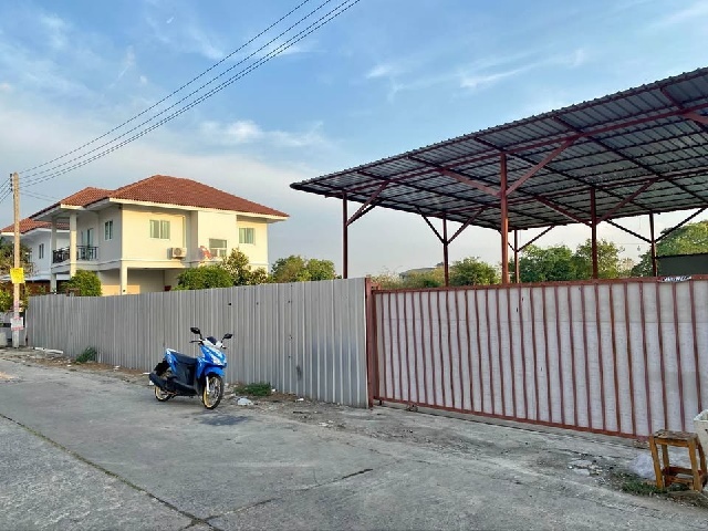 ตลาดไอยรา 3.8 กม..ให้เช่า  ม.กรุงเทพ รังสิต 4 กม.2 นอน รพ.วิภาวดีรังสิต 1.7 กม.ฟิวเจอร์พาร์ค รังสิต 1.6 กม