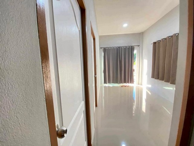 บ้านเดี่ยว ทำเลดี หน้าบ้านพื้นที่กว้าง โซนดอยสะเก็ด