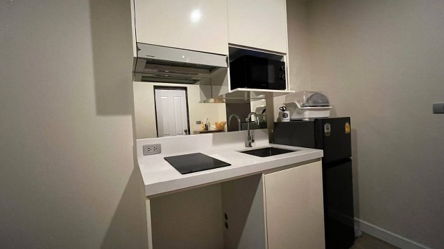 ขายคอนโดขนาด 26.36 ตร.ม. ผ่อนตรงเจ้าของได้  โครงการ The sky sukhumvit ใกล้ BTS สถานีอุดมสุข เพียง 400 เมตร  เขตบางนา  กรุงเทพฯ