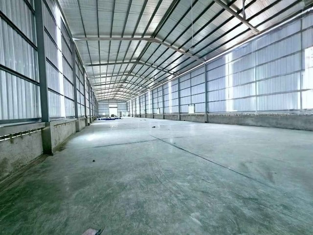 ให้เช่าโกดังคลังสินค้าชลบุรี ขนาด 1000 ตรม. ผังเหลือง (สร้างใหม่)  หนองเสือช้าง อ.หนองใหญ่ ชลบุรี