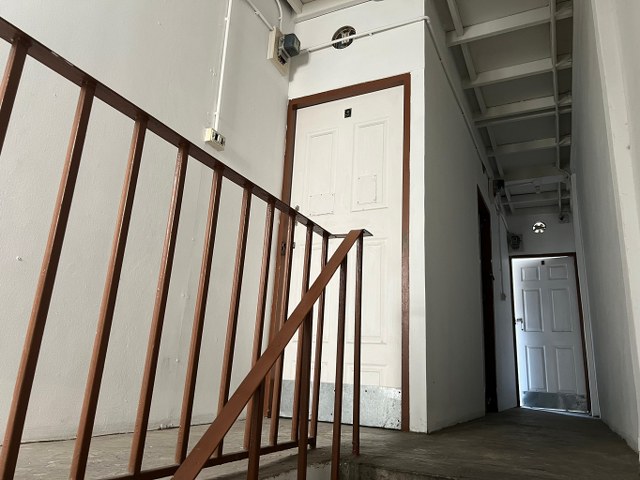 ขายตึกแถว 5 ชั้น ทำเลทอง เนื้อที่ 15 ตรว. ใกล้ตลาดสี่มุมเมืองแหล่งค้าขาย สัญจรสะดวก เหมาะแก่การทำห้องพักอพาร์ตเมนต์ ลำลูกกา ปทุมธานี