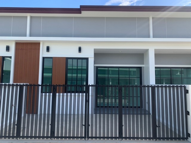 ทาวน์โฮมสร้างใหม่ภูเก็ต 20วา 2ห้องนอน 2ห้องน้ำ ใกล้โลตัสถลาง