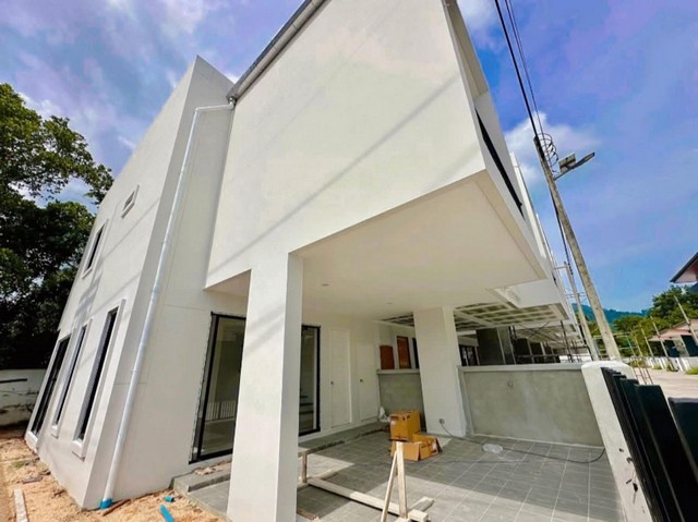 หมู่บ้านการ์เด้นท์เพลสถลางภูเก็ต บ้านแฝดสร้างใหม่ 26วา 3ห้องนอน 3ห้องน้ำ ใกล้ที่ว่าการอำเภอถลาง