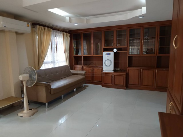 ให้เช่าบ้านเดี่ยว 2 ชั้น 84 ตรว. 4 ห้องนอน โชคชัย 4 หมู่บ้าน ต.รวมโชค ใกล้โชคชัย 4 เสนานิคม เลียบด่วน