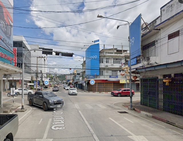 นครสวรรค์ 3.3 กม ถนนสวรรค์วิถี  เซ็นทรัล ให้เช่าอาคารพาณิชย์ 3 ชั้น ถ.พหลโยธิน ครึ่ง+ดาดฟ้า 31 ตร.วา.371ตร.ม.ม.ราชภัฏนครสวรรค์ 3.8 กม