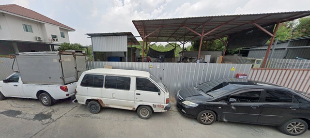 ให้เช่าที่ดินพร้อมบ้าน มีรั้วรอบ ฟิวเจอร์พาร์ค รังสิต 1.6 กม. เทพื้นคอนกรีตแล้ว ม.กรุงเทพ รังสิต 4 กม.2 นอน รพ.วิภาวดีรังสิต 1.7 กม.