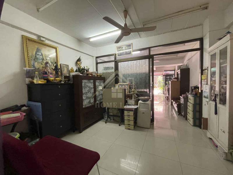 อาคารพาณิชย์ 4.5 ชั้น หมู่บ้าน สุนทร 7 บางบอน ต่อเติมเต็มพื้นที่