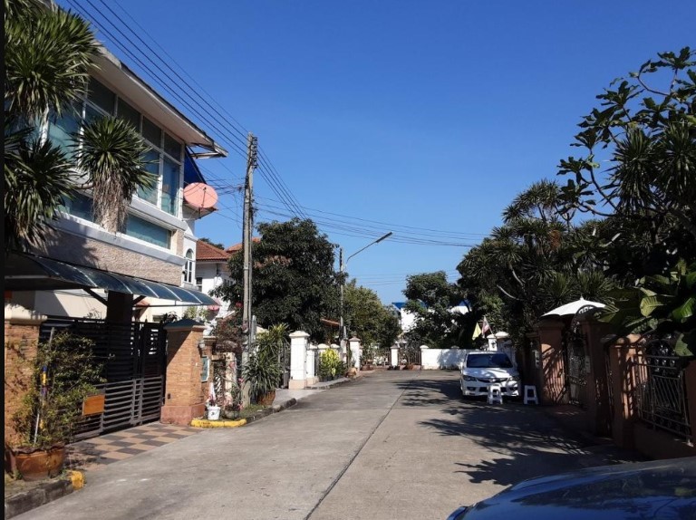 ขายบ้านเดี่ยวมือสอง อำเภอธัญบุรี จังหวัดปทุมธานี โครงการ ภัสสร 4