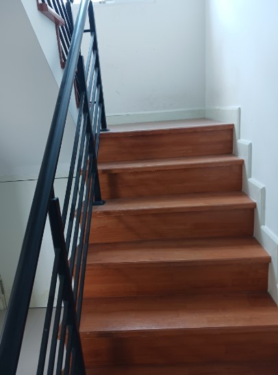 ให้เช่าพื้นที่อาคารสำนักงาน 7 ชั้น 2,000 ตร.ม.พร้อมลิฟท์ มีดาดฟ้า ซอยวานิช ในย่านตลาด สำเพ็ง เยาวราช ทำเลค้าขาย **แบ่งเช่าได้