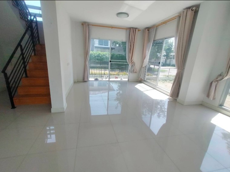 ขายบ้านเดี่ยวมือสอง อำเภอธัญบุรี จังหวัดปทุมธานี โครงการ ไลฟ์ บางกอก บูเลอวาร์ด รังสิต-คลอง3