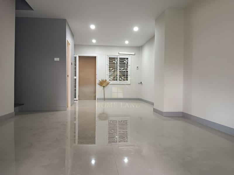 ทาวน์โฮม 2 ชั้น เดอะ เบลส แจ้งวัฒนะ - ชัยพฤกษ์ The Bless