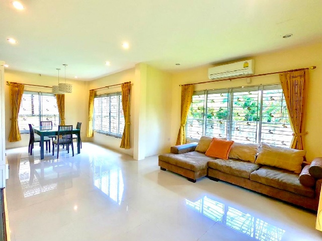 จัดเต็มเฟอร์ หลังใหญ่ รพ.สงขลา ใหม่ 3กม. ขาย-เข่า คฤหาสน์ใหญ๋หรู 2ชั้น 100 ตร.วา. 300 ตร.ม.ทำเลดี สงขลา น้ำน้อย 3นอน 3น้ำ  ห้าแยกเกาะยอ 