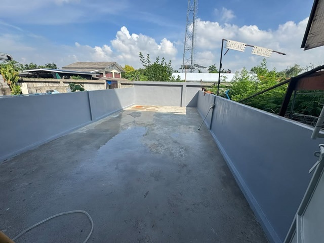 วัดมะเดื่อ 1.6กม.รพ.เกษมราษฎร์  2.7กม. บางม่วง วัดพระเงิน 1.2 กม. ให้เช่าอาคารพาณิชย์ 4 ชั้น ดาดฟ้า 6นอน กาญจนาภิเษก 500 เมตร