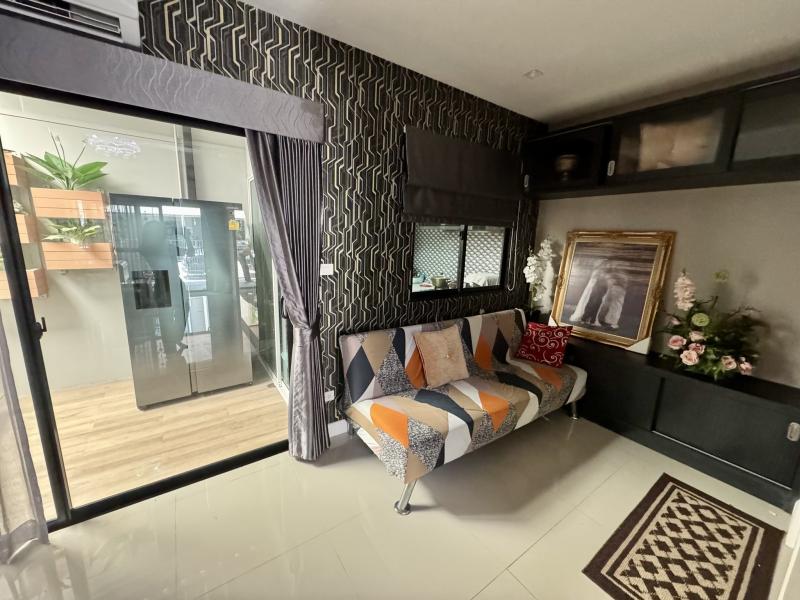 ให้เช่า / ขาย ทาวน์โฮมเดอะคอนเนค สุวรรณภูมิ 4 (The Connect Suvarnabhumi 4)