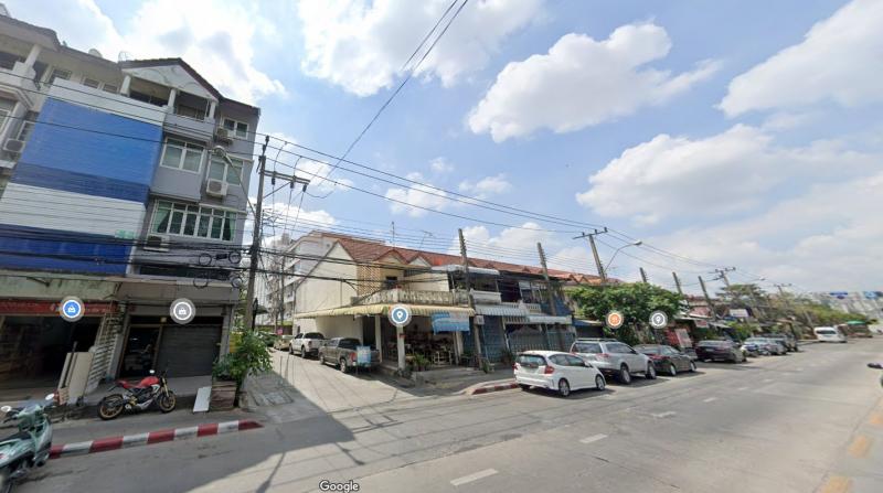 ขาย Home Office 3.5 ชั้น ย่านลาดพร้าว – ตรงข้ามสนามกอล์ฟ