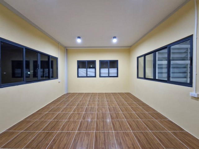 [ให้เช่า] โกดัง 2 หลัง สมุทรปราการ | 460-660 ตร.ม. | เริ่มต้น 52,900 บาท/เดือน