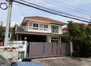 ขายบ้านเดี่ยวมือสอง อำเภอเมืองปทุมธานี จังหวัดปทุมธานี โครงการ มณีรินทร์ เลค แอนด์ พาร์ค