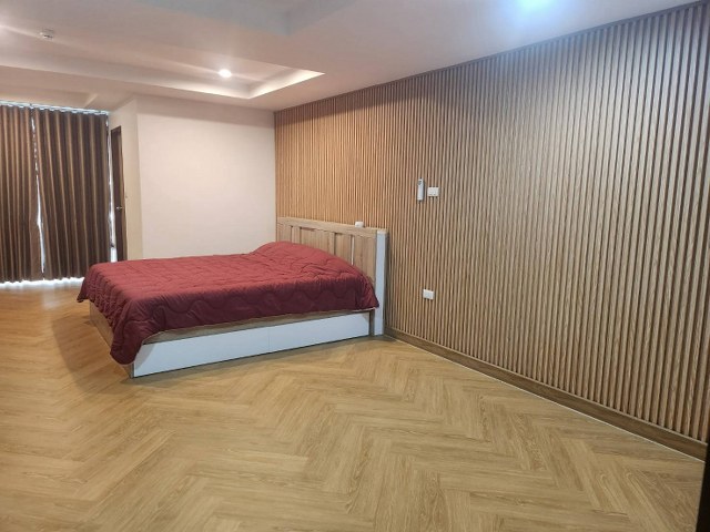 ขายคอนโด รีโนเวทใหม่ ขนาดพื้นที่ 34.94 ตร.ม. โครงการปรัชญาเพลส 2 พร้อมเฟอร์นิเจอร์ใหม่  หิ้วกระเป๋าเข้าอยู่ได้เลย  เขตห้วยขวาง กรุงเทพฯ