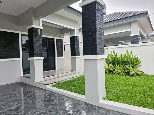 ขายบ้านเดี่ยวชั้นเดียว 61ตรว 3นอน บ้านสร้างใหม่ ราคาถูก ซอยลุงจิ๋ว ห้วยใหญ่ บางละมุง ชลบุรี