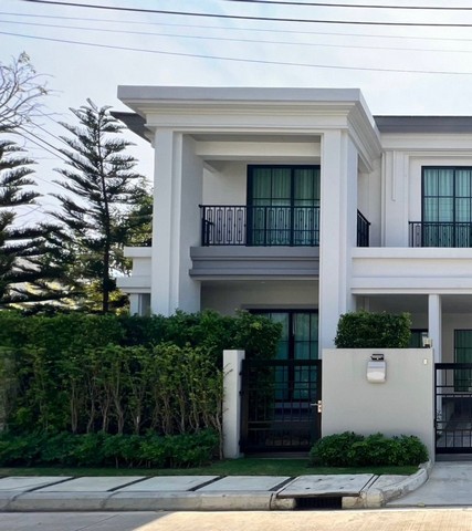 บ้านไซส์ใหญ่ในโครงการ เศรษฐสิริ เสรีไทย เพิ่งซื้อมา ยังไม่เคยเข้าอยู่เลย