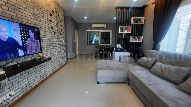 บ้านแฝด โกลเด้น อเวนิว แจ้งวัฒนะ - ติวานนท์ ซอยวัดกู้