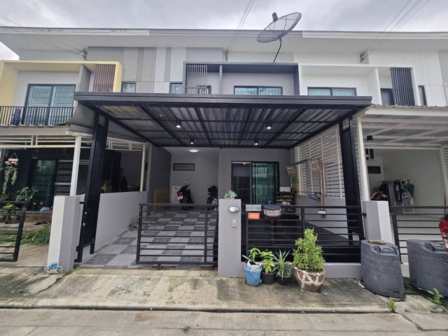 ขายทาวน์โฮม The Connect สุวรรณภูมิ 2 ใกล้สนามบิน บ้านสวย พร้อมอยู่ ราคาดี