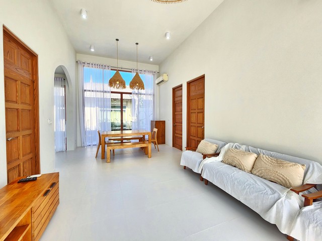 บ้าน คาซ่า ซีไซด์   5900000 บาท. 2 นอน ขนาด = 0 ไร่ 0 Ngan 80 SQ.WA อยู่สบาย เพชรบุรี