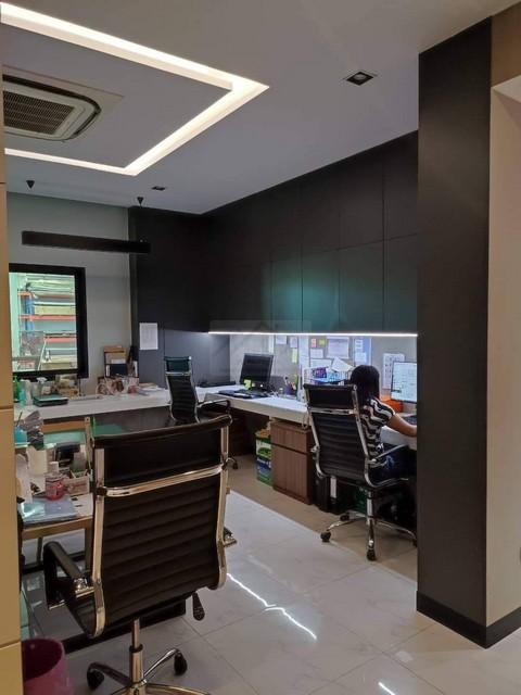 ขายสำนักงานพร้อมโกดัง ย่านลาดกระบัง ถ.เจ้าคุณทหาร มีใบ รง.2​ ใกล้​แอร์​พอรต์ลิงค์ ลาดกระบัง