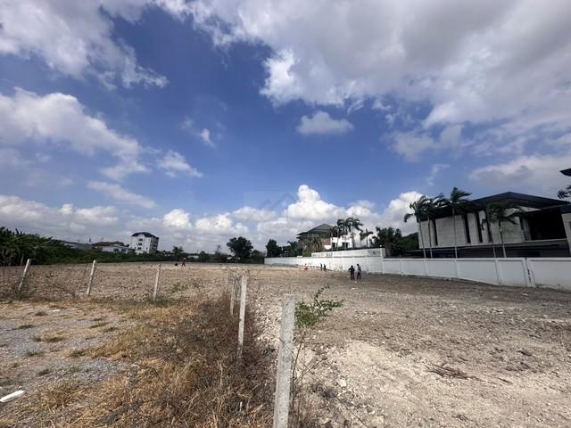 ให้เช่าที่ดินเปล่า 5 ไร่เศษ ถนนประดิษฐ์มนูญธรรม 23 (เลียบด่วนรามอินทรา) ทำเลดี ( แบ่งเช่าได้ )