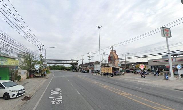 ขายที่ดินเปล่าติดถนนใหญ่เหมาะปลูกสร้างอาคารทำร้านค้าขาย ใกล้แหล่งชุมชน ฝั่งตรงข้ามหน้าวัดศรีวารีน้อย  ใกล้สุวรรณภูมิ