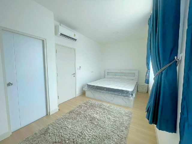 รพ.บางนา2 3.1กม. เมกาบางนา 5.1 กม. ให้เช่าเช่าทาวน์โฮม  2 ชั้น 152 ตร.ม.19 ตร.วา.บางเสาธงพร้อมเฟอร์ เครื่องใช้ไฟฟ้า. 2 นอน 2 น้ำ