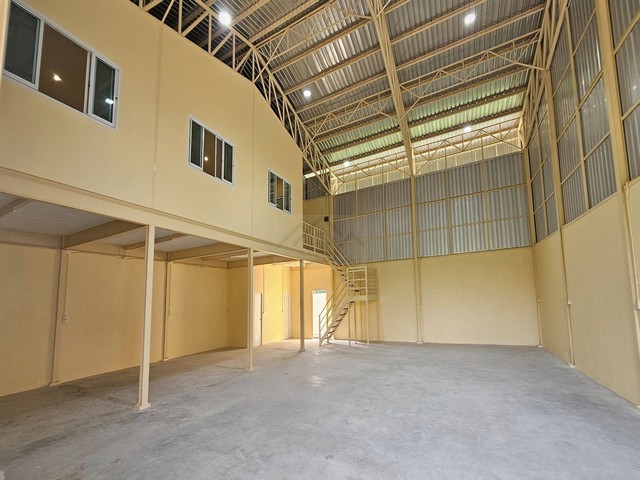 ให้เช่่าโกดังสร้างใหม่ 344 ตรม. มีออฟฟิศในตัว ถนนพัฒนาชนบท 4 ใกล้สนามบินสุวรรณภูมิ