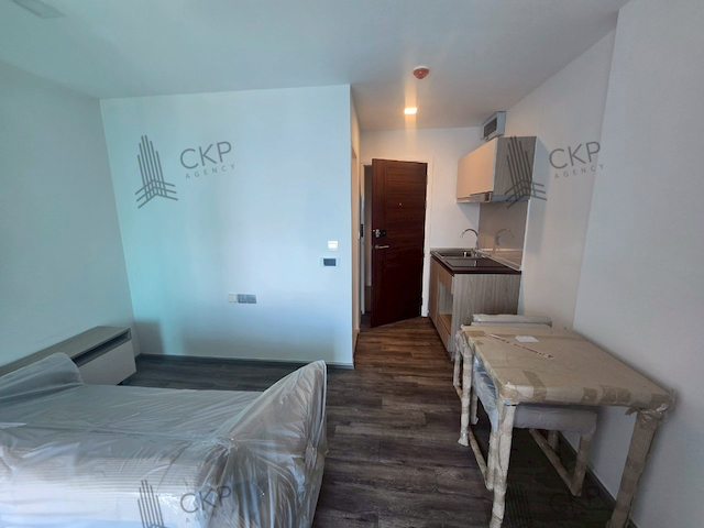 คอนโด บราวน์ พหลโยธิน 67 ห้องใหม่แกะกล่อง ติดถนนใหญ่ มีเฟอร์นิเจอร์ พร้อมอยู่ มีห้างสรรพสินค้าอยู่ใกล้ๆ