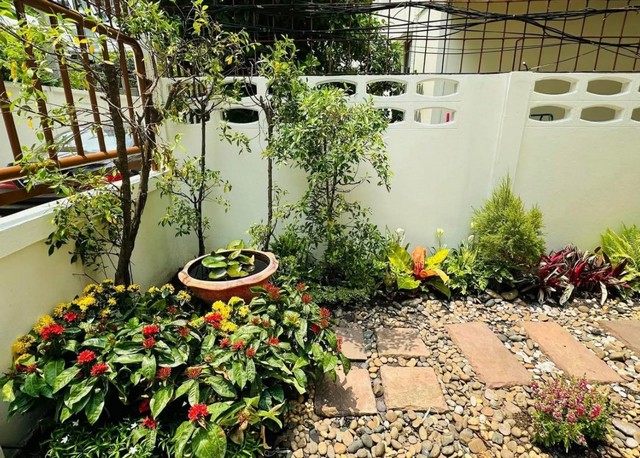 บ้านเดี่ยว 5 ห้องนอน ใกล้ Emporium Terminal21Asok สุขุมวิท31 BTS พร้อมพงษ์