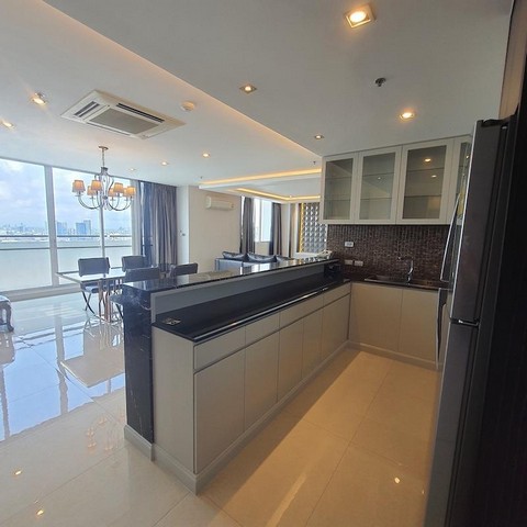 ให้เช่าคอนโด 2 ชั้น โครงการเดอะโฟร์วิงส์ เรสซิเดนซ์ (ศรีนครินทร์) Penthouse Duplex พร้อมเฟอร์จิเนอร์
