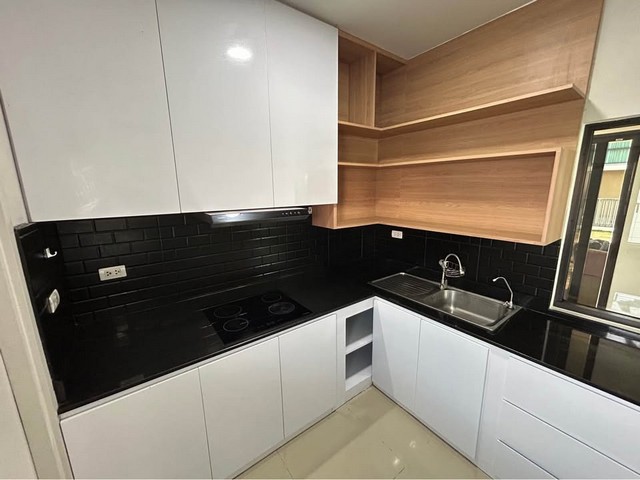 ให้เช่าบ้าน ถนนรังสิต-นครนายก ใกล้ Makro คลองหลวง  ม.ธรรมศาสตร์ศูนย์รังสิตย่าน คลอง 2-ปทุมธานี พฤกษ์พิมานเดอะแกรนด์ไพรเวท รังสิต - คลอง2