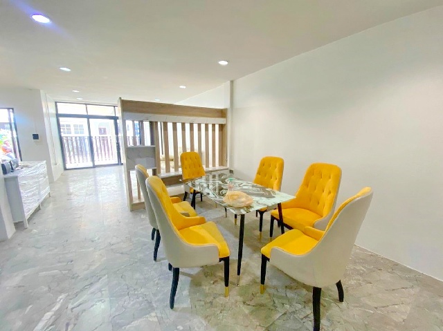 BTS ทองหล่อ 800ม.จดทะเบียน​บริษัทได้ สุขุมวิท 45-51 ให้เช่าบ้าน 2ชั้น 37ตร.วา. 287ตร.ม. รร.นานาชาติ Wells ทองหล่อ 3-4นอน เอ็มควอเทียร์