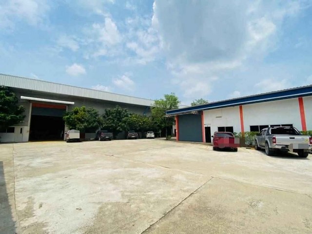 ขายโรงกลึงพร้อมกิจการ หนองตำลึงเนื้อที่รวม 3 ไร่ 37 ตรว ใกล้นิคมฯ อมตะนคร พื้นที่สีส้ม เหมาะสำหรับทำโรงงานต่อยอดธุรกิจ