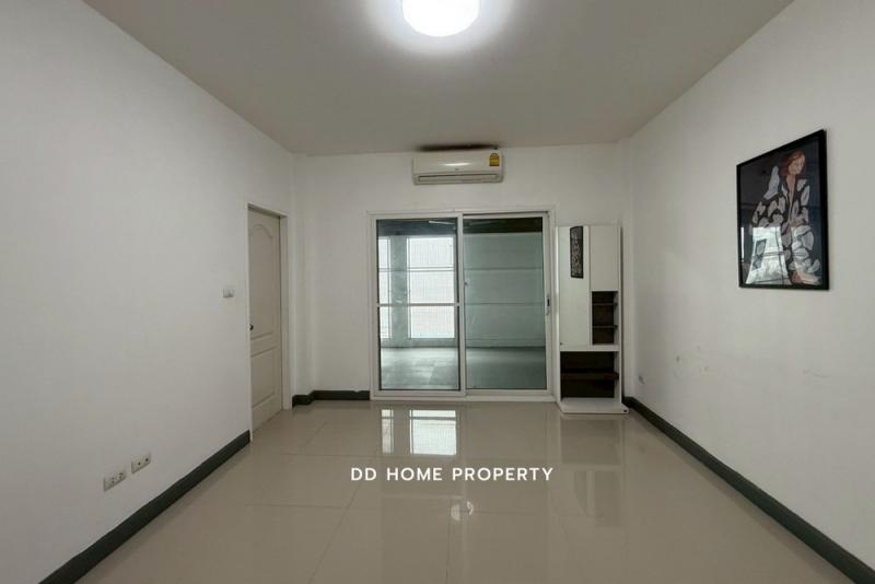ขายทาวน์เฮ้าส์ หมู่บ้านนิรันดร์อเวนิว รามคำแหง (DD002051)