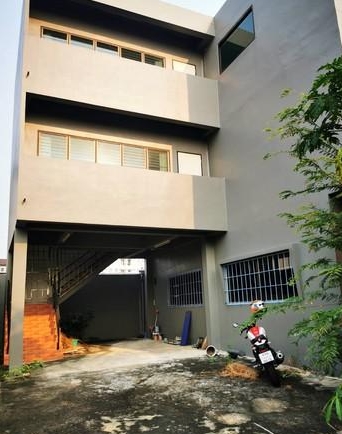 ให้เช่าและขายทาวน์โฮม 3ชั้น อ่อนนุช17 ใกล้พัฒนาการ เอกมัย