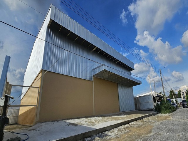 ให้เช่่าโกดังสร้างใหม่ 344 ตรม. มีออฟฟิศในตัว ถนนพัฒนาชนบท 4 ใกล้สนามบินสุวรรณภูมิ