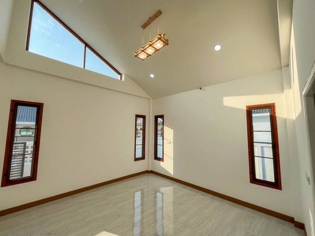 บ้านสร้างใหม่ ชั้นเดียว สไตล์มินิมอล ราคาไม่แพง โซนหางดง