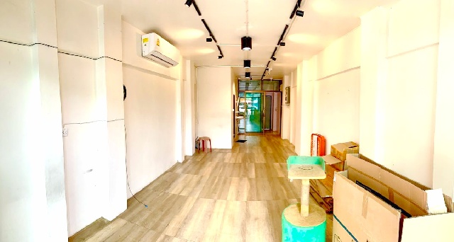 รร. วัดดอน 500ม.ให้เช่าอาคารพาณิชย์ 3 ชั้น 222ตร.ม.20ตร.วา.BTSสุรศักดิ์ 900 ม. คาเฟ่  รร.นานาชาติโชรส์เบอรี กรุงเทพฯ 1.1 กม.2 นอน