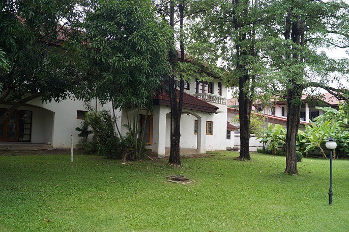 ให้เช่าบ้านเลคไซต์วิลล่า2ถ.บางนาตราดกม.8มี5นอน4น้ำด้านหลังติดทะเลสาปสนามหญ้ากว้างใหญ่เงียบสงบน่าอยู่ใกล้อิเกียเมกะบางนาเช่า130000บาท/เดือน