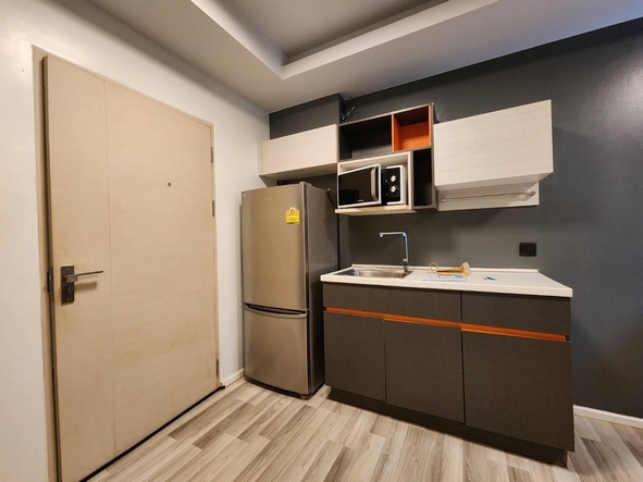 คอนโดให้เช่า อีส พระราม 2  ขนาดพื้นที่ 26 ตารางเมตร เฟอร์ครบ มีเครื่องซักผ้า