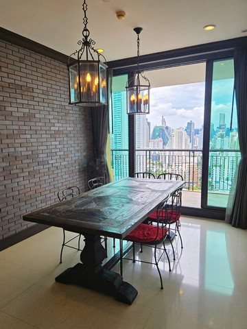 Aguston Sukhumvit 22 Pet Friendly Clean quiet 28th floor BTS Phrom Phong